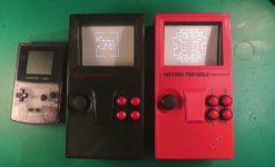 Jeroen Domburg creates Vectrex Portable that takes carts and has a tiny CRT